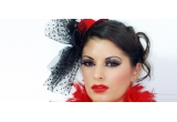 Castiga o sedinta make-up profesionala, o sedinta hair style sau o sedinta foto profesionala