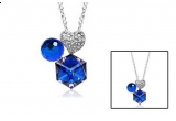 Castiga un pandantiv cu pietre Swarovski