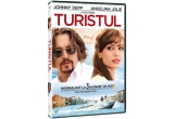 Castiga un DVD cu filmul "Turistul"