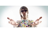 Castiga unul din cele doua abonamente duble la concertul Ian Brown
