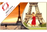 Castiga o excursie in doi la Paris