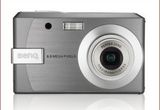 Castiga un aparat foto digital BENQ, rezolutie 8 megapixeli