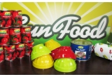 Castiga un set 4 boluri colorate cu buline sau 20 de conserve de fructe si legume Sun Food