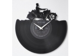 Castiga un ceas decupat din vinil de la Ceasuri Muzicale