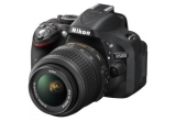 Castiga un aparat foto DSLR Nikon D5200