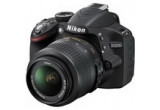 Castiga un aparat foto DSLR Nikon D3200