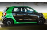 Castiga o mașina electrica Smart ForFour Passion și 10 vouchere Carrefour in valoare de 100 euro fiecare