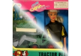Castiga o papusa Lisa sport si o jucarie tractor