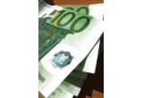 Castiga 100 de euro cash