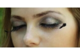 Castiga un curs de make-up profesionist